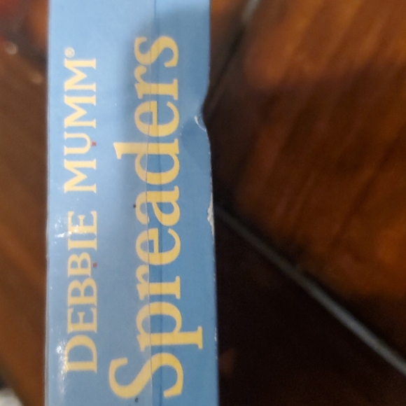Debbie mumm spreaders - Picture 4 of 5